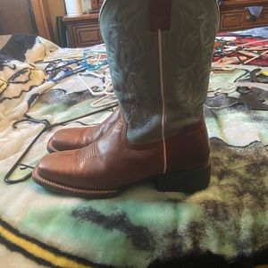 Shyanne women’s western boots size 11-m
